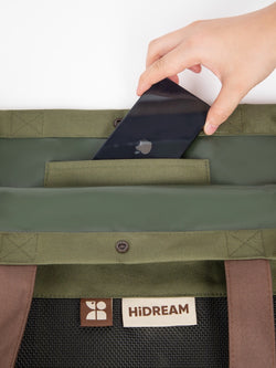 Color-Block Single-Shoulder Pet Carrier